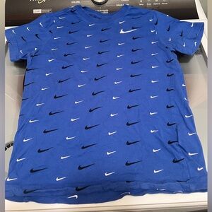 Nike T-Shirt